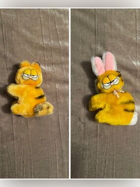 80s vintage Garfield the cat hugger pencil topper plushes set of two by Dakin